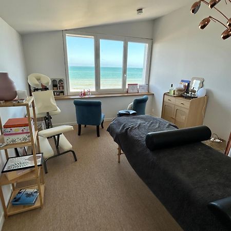 Chambre D'Hotes "Lumiere Du Cap" Vue Mer Barneville-Carteret Exteriör bild