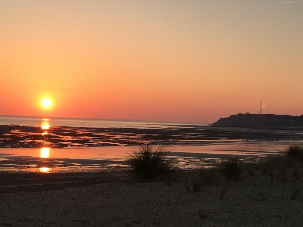 Chambre D'Hotes "Lumiere Du Cap" Vue Mer Barneville-Carteret Exteriör bild